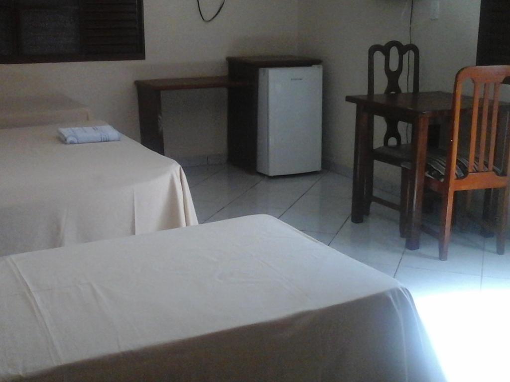 Hotel Paris Campo Grande (Mato Grosso do Sul) Quarto foto