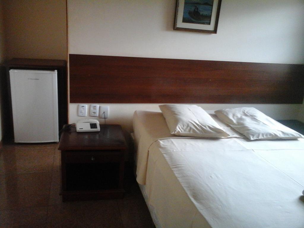 Hotel Paris Campo Grande (Mato Grosso do Sul) Quarto foto